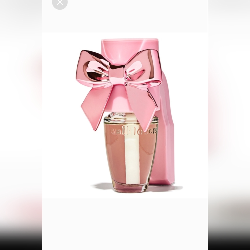 NWT Adorable Bath & Body Works PINK BOW🩷🎀Wildflowers Plug In/ Scent control🎀